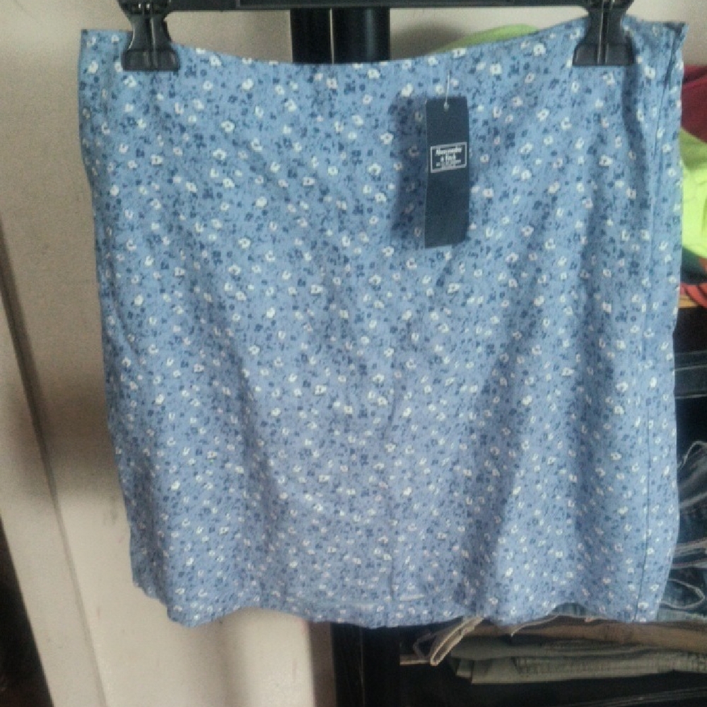 Abercrombie & Fitch Blue Floral Two-Piece Skirt Set